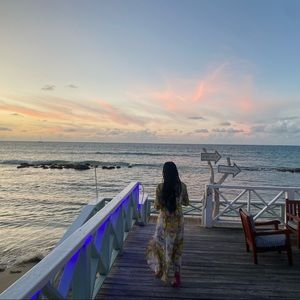 Meet your Posher, Eva